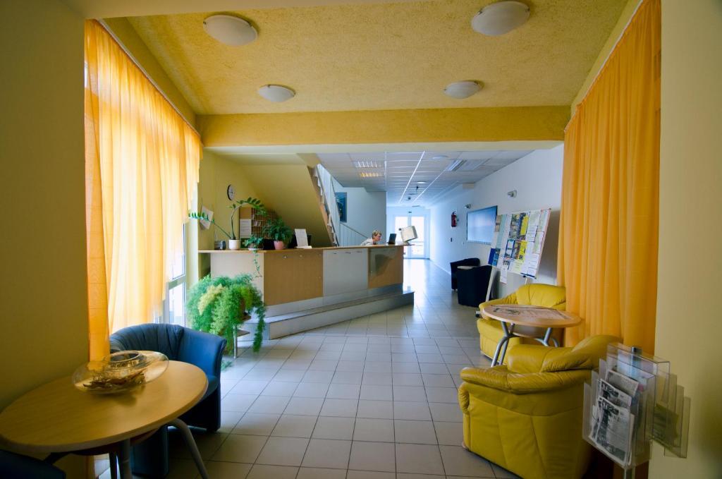 Club Mendan Aparthotel Zalakaros Bagian luar foto